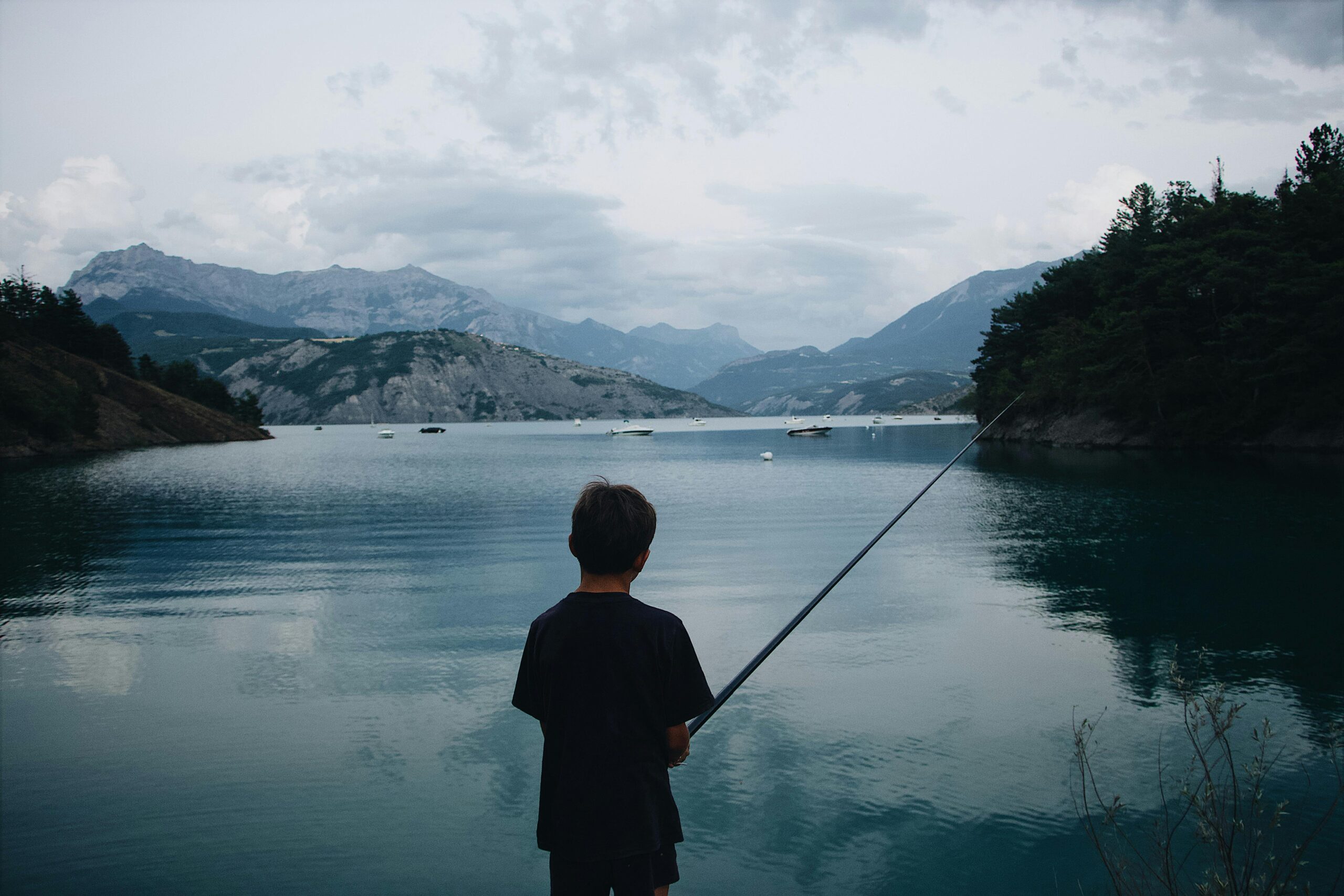 Location chalet Lac de Payolle : pêche sur le lac.